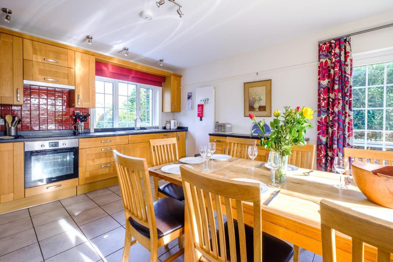Lake Cottage - A Large Holiday Home In Thorpeness - Close To The Beach And The Meare - Aldeburgh Coastal Cottages Exterior photo